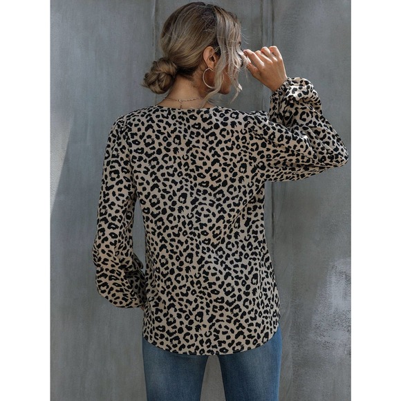 boho Leopard print V Neck Bishop long Sleeve Top - Picture 2 of 8